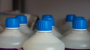 bottles-1167917_640